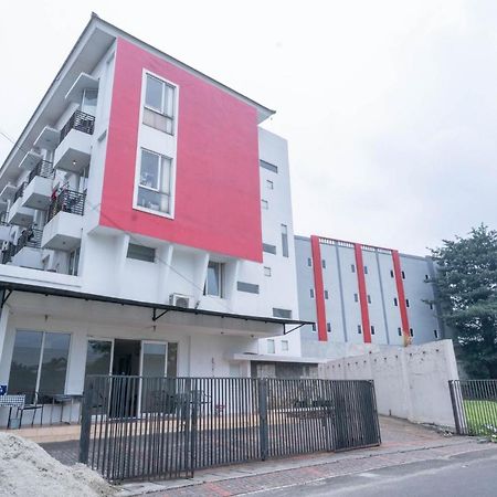 Mroom Residence Near Umn Gading Serpong Redpartner Cicayur Екстер'єр фото